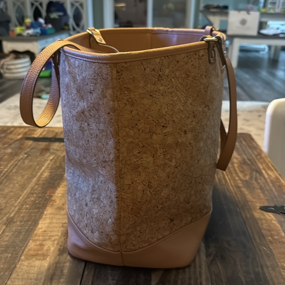 Thirty One Jewell Cork Shoulder Purse - Picture 5 of 10